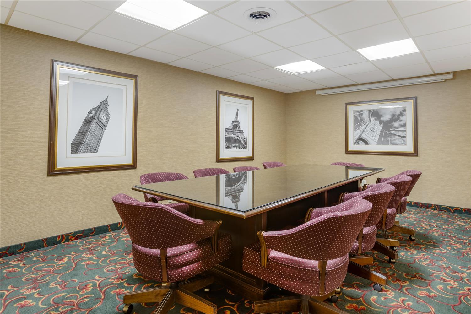 Best Western Plus Morristown Inn 38/40
