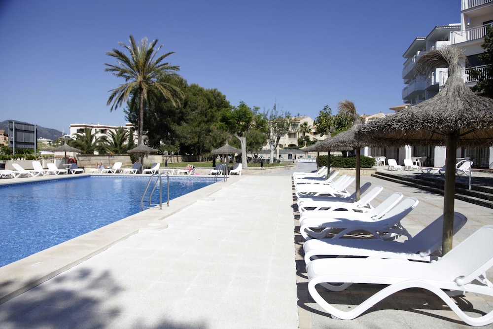 Casablanca Hotel 34/46