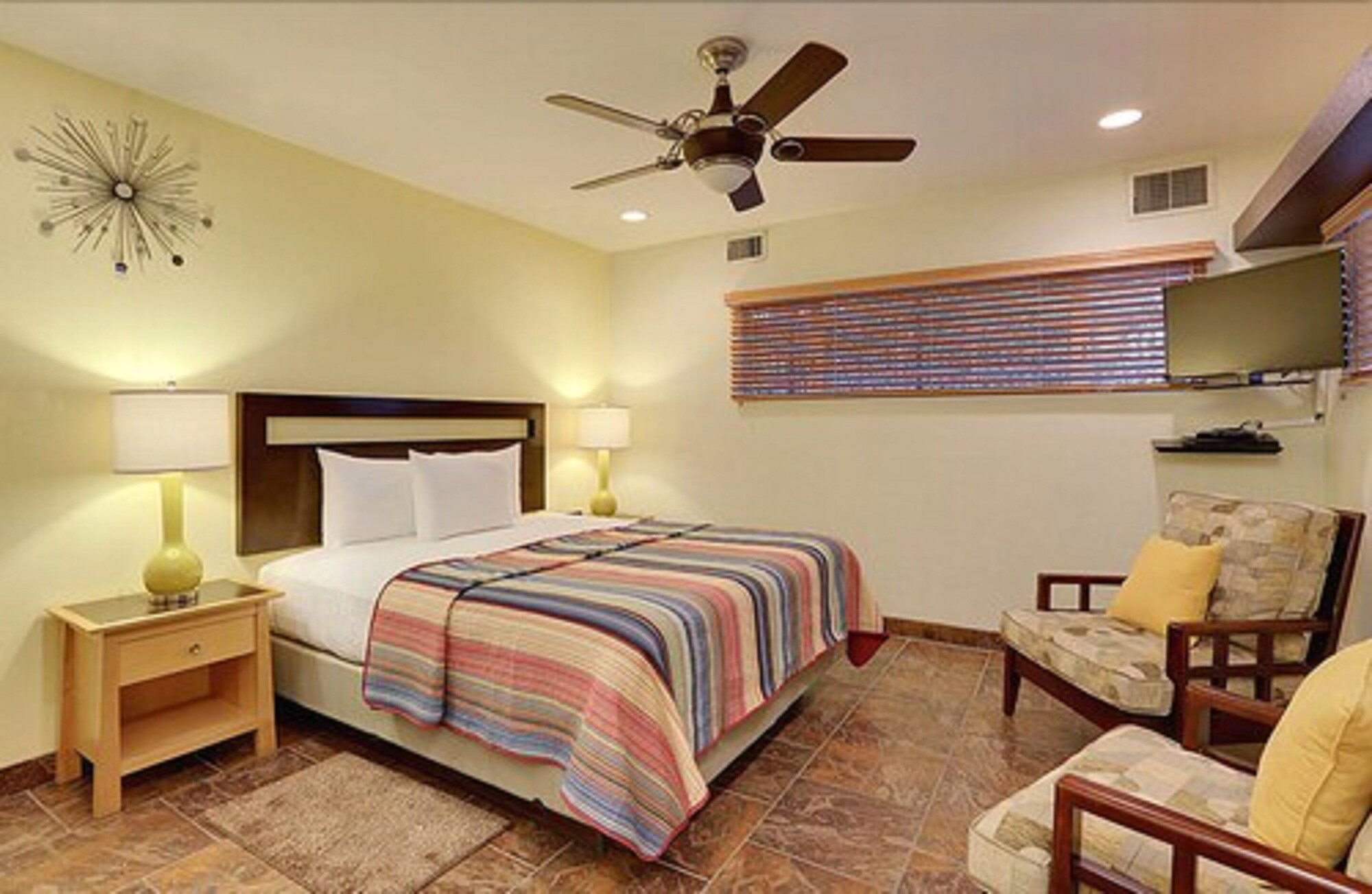 Vip, Suite, King Bed, Sofa