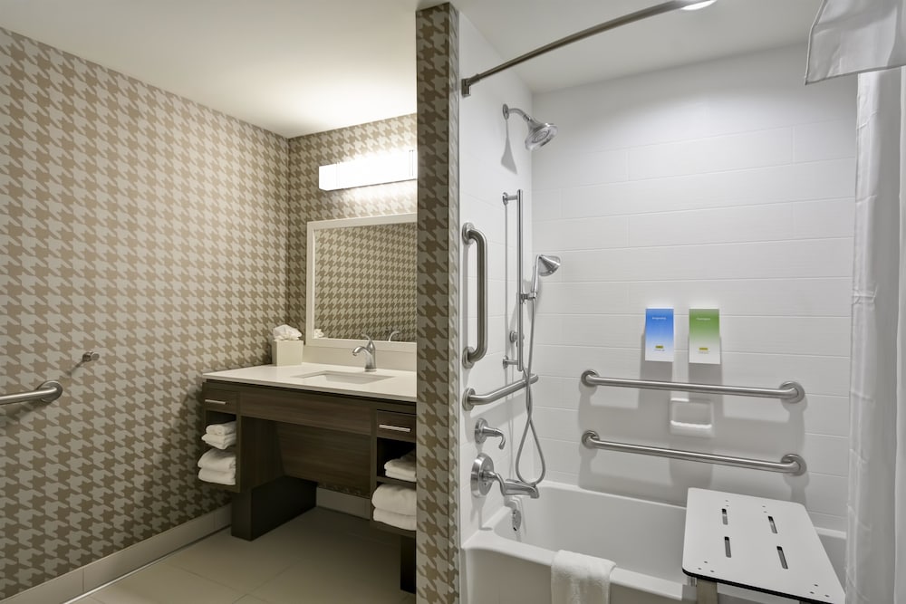 Home2 Suites By Hilton Plymouth Minneapolis 20/57