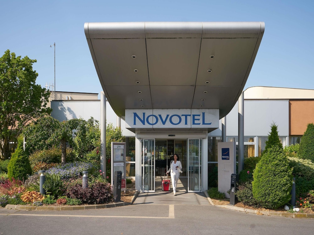 NOVOTEL REIMS TINQUEUX 5/72