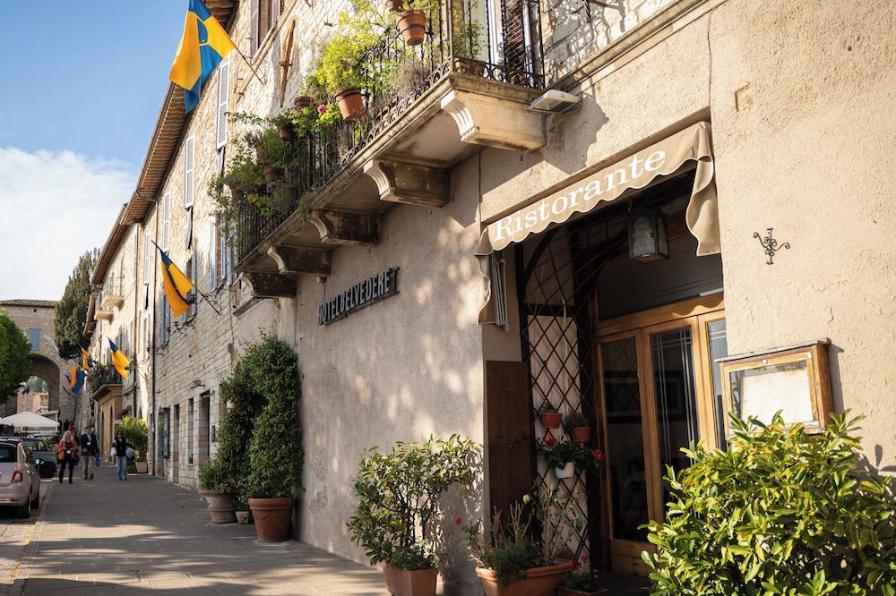 Hotel Belvedere 36/50