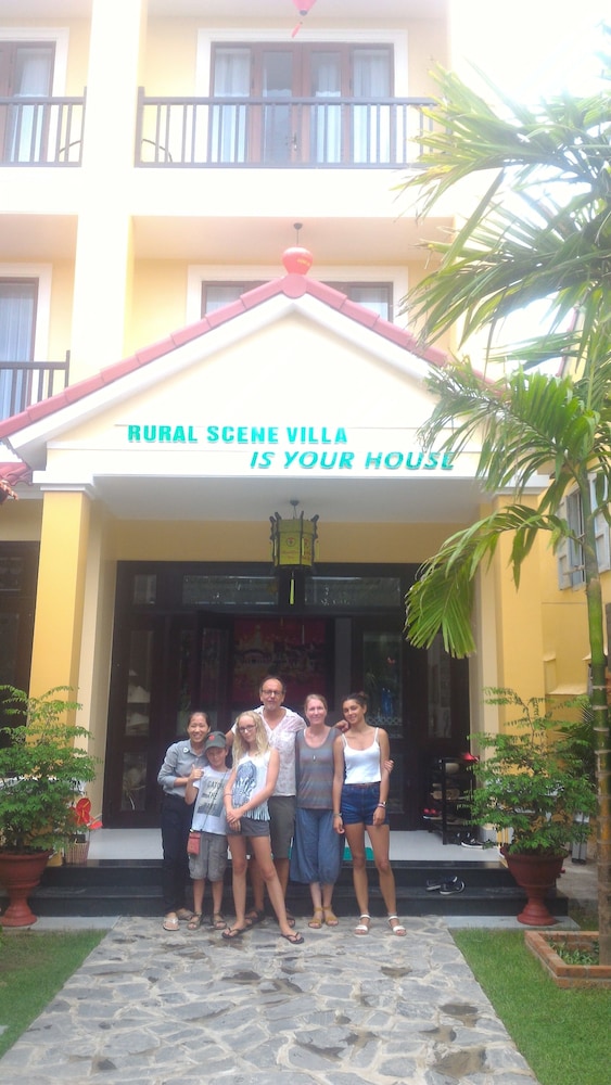 Rural Scene Villa 7/64