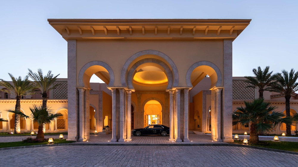 Royal Tulip Korbous Bay Thalasso & Springs in Qurbus
