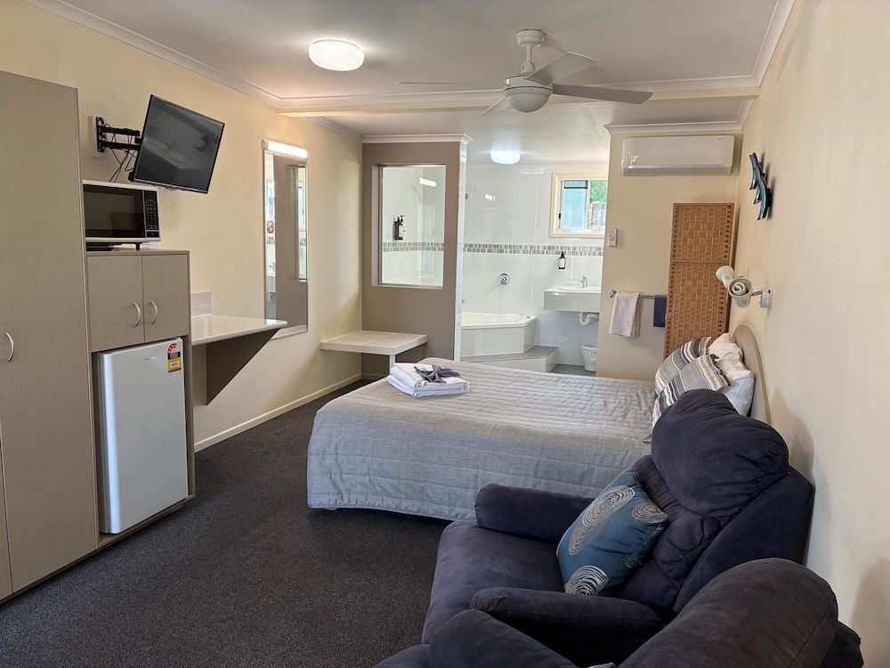 Shady Rest Motel 24/48