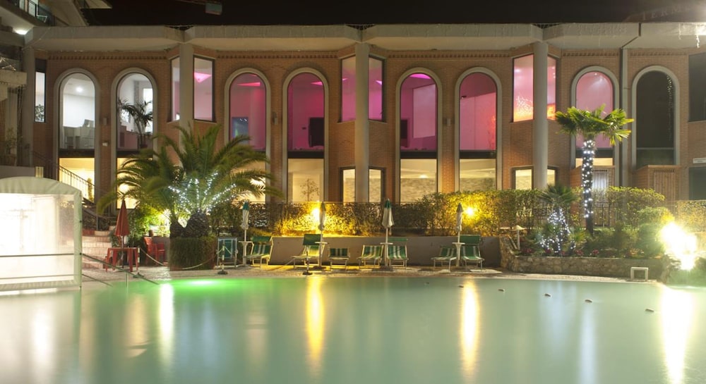 Hotel Terme Capasso 7/61