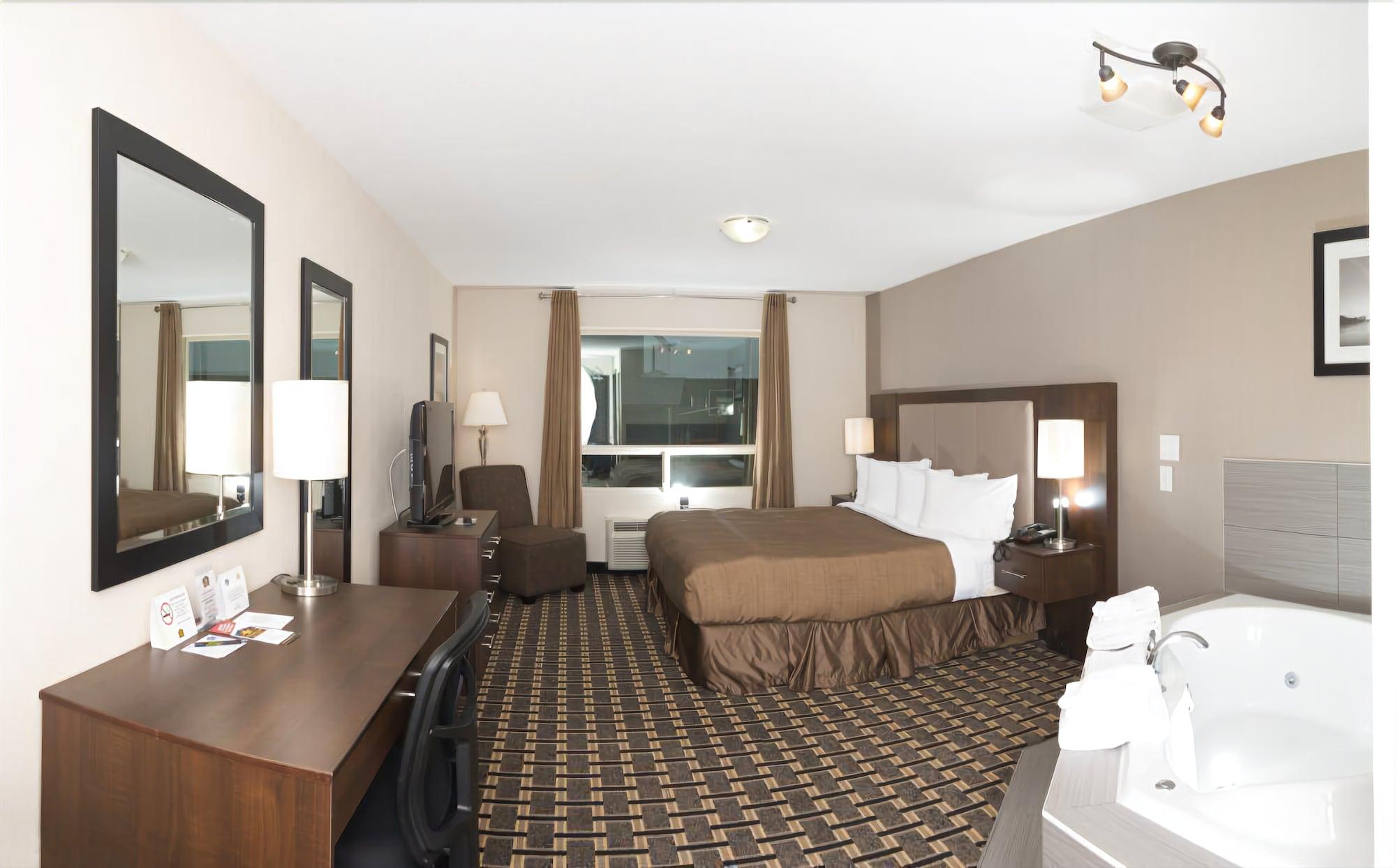 Western Star Inn and Suites Carlyle 30/30