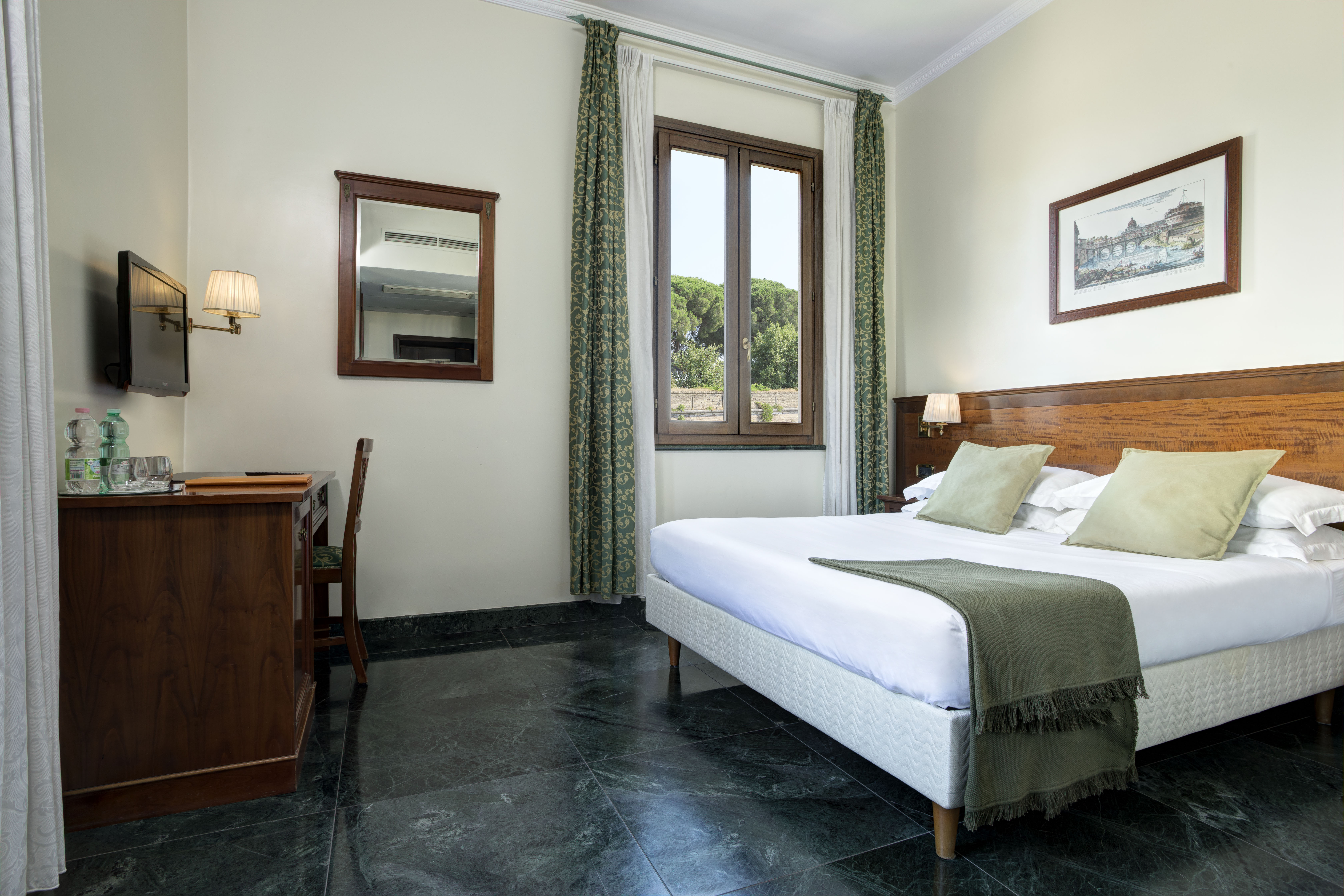 غرفة سوبيريور بسرير مزدوج أو سريرين منفصلين، Grand Hotel Del Gianicolo 2/5