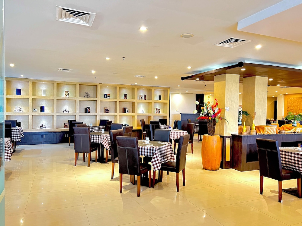 Nevada Ketapang Hotel (Formely Asana Nevada Ketapang) 32/37