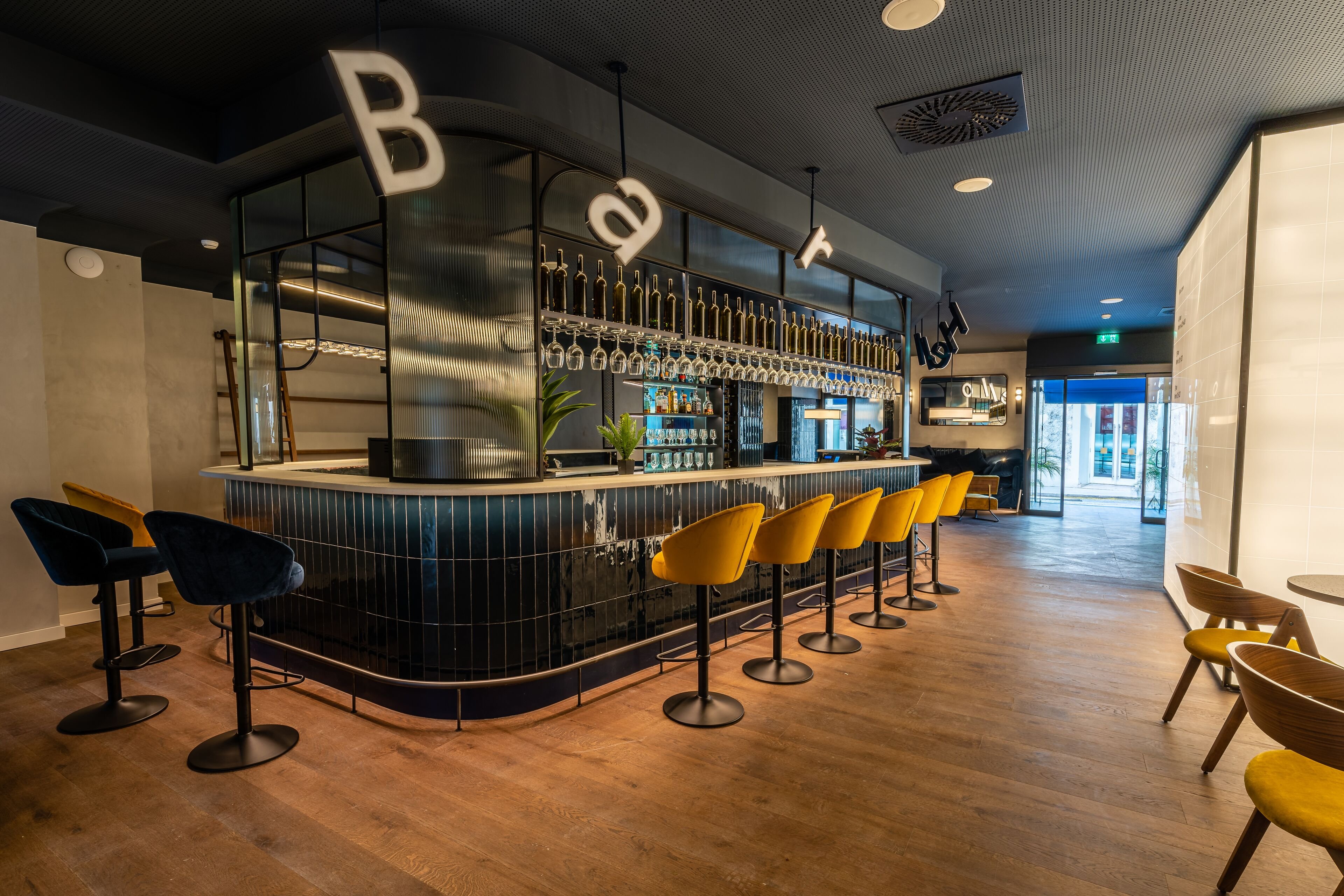 Lobby at Chic and Basic Gravity, PORTO