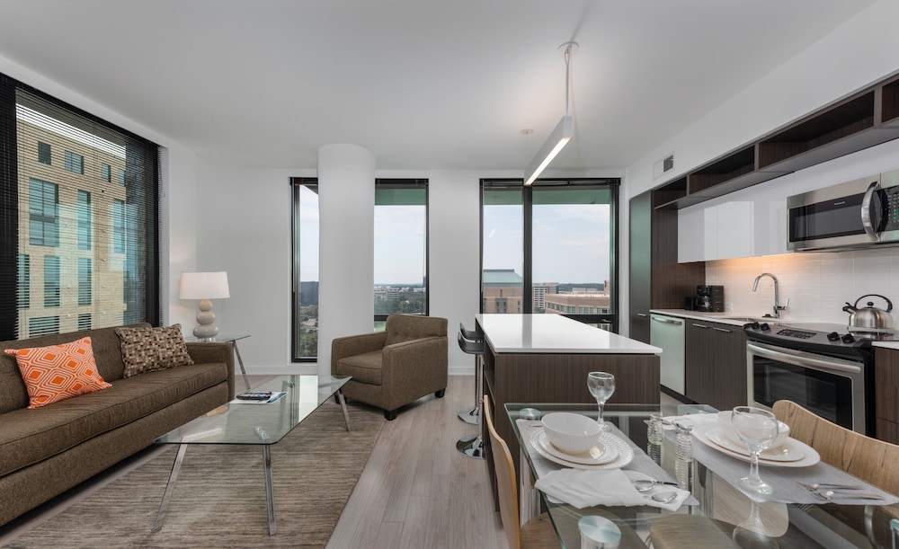 Global Luxury Suites at Reston Town Center 53/75