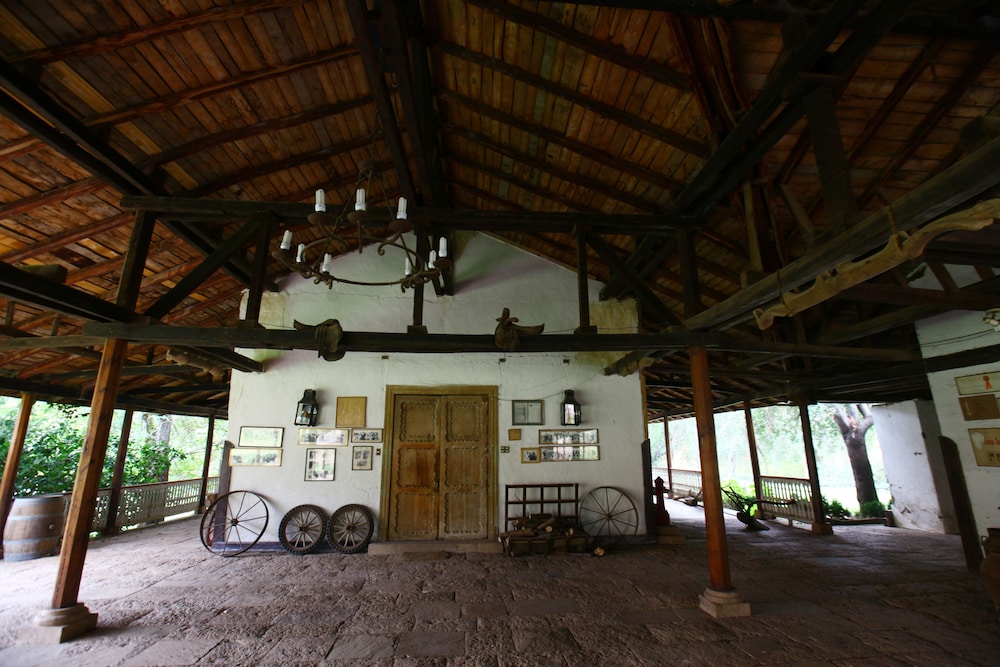 Hacienda Los Lingues Chili 5/73