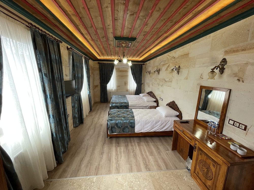 Yusuf Bey House 7/66
