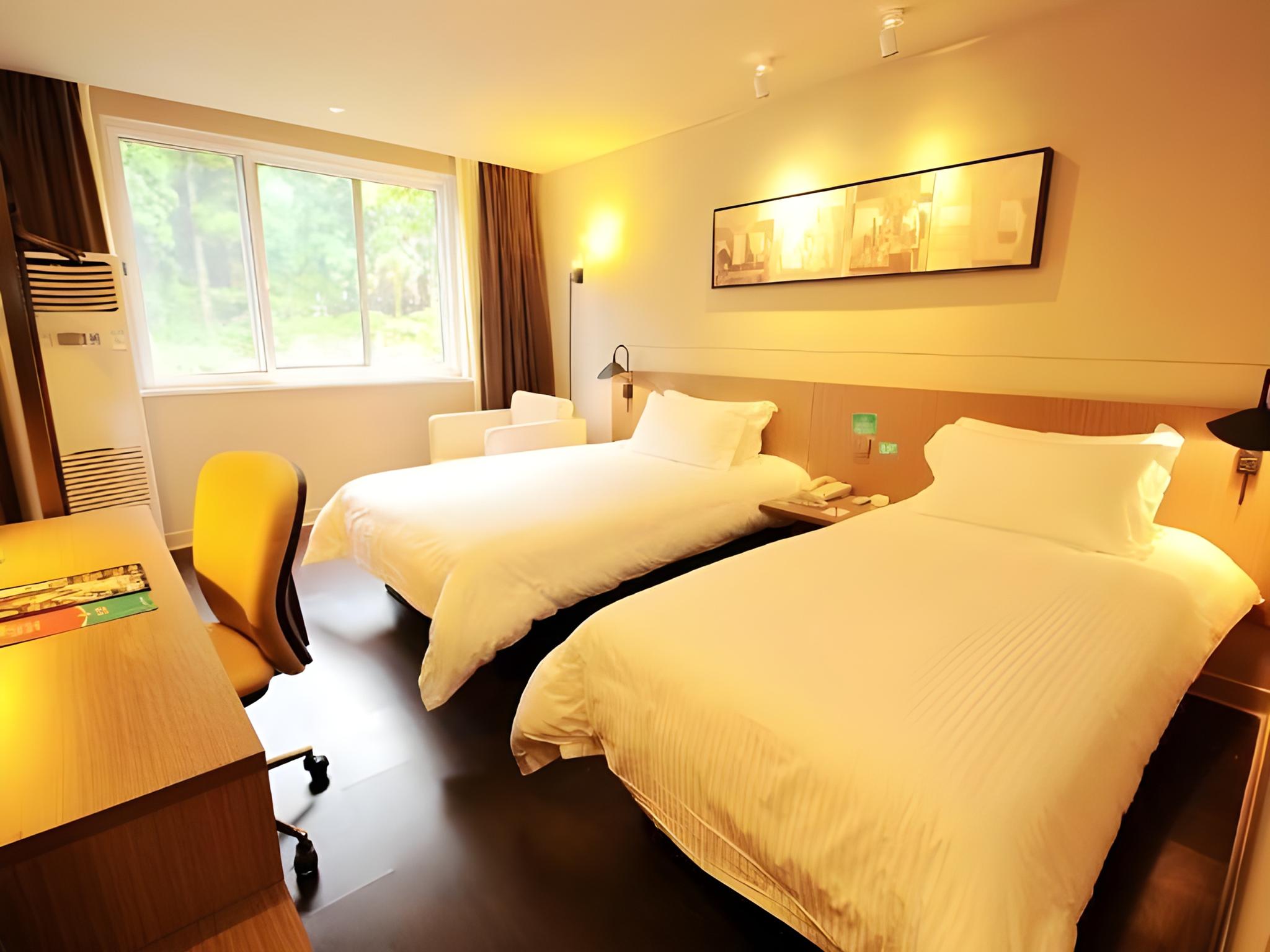 Jinjiang Inn Select (Lushan Scenic Area Xiangshan Road Yunzhong) 9/50