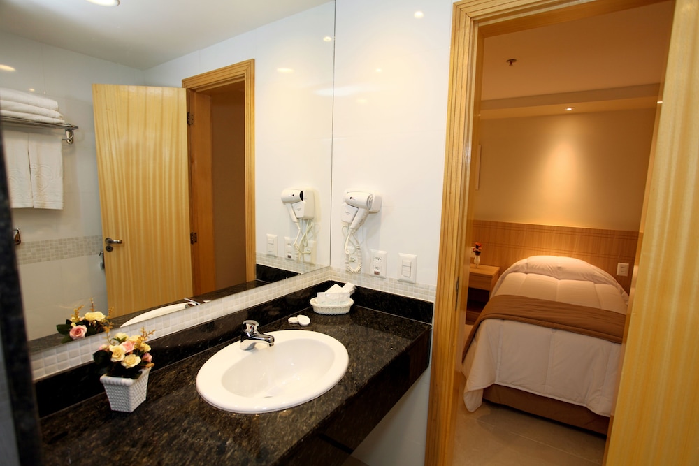 Elegance Praia Hotel 7/47