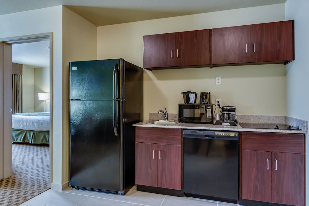 Cobblestone Inn Amp Suites Waverly 50/61