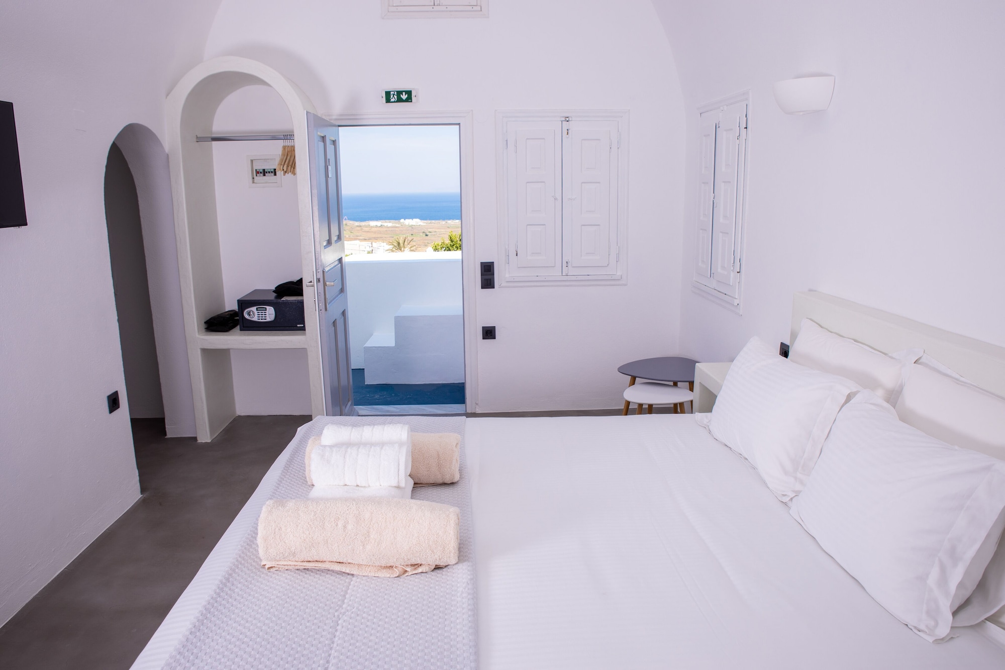 Honeymoon, Suite, Double Bed, Sea View, Outdoor Jetted Tub, Sofa