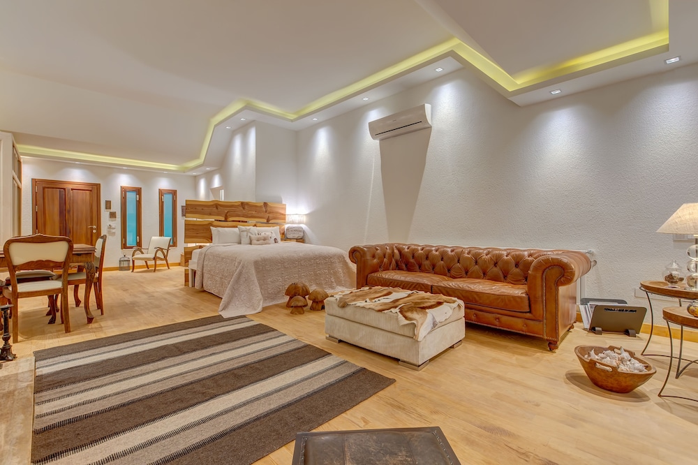Olympos Lodge 26/50