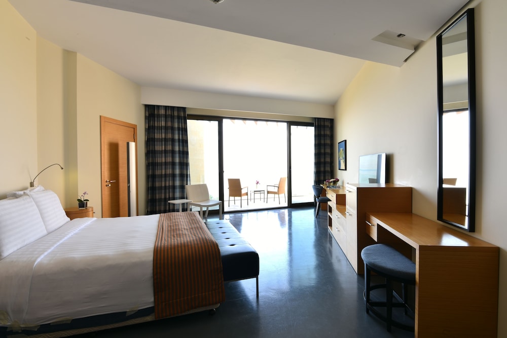 Kempinski Hotel Ishtar Dead Sea 25/78