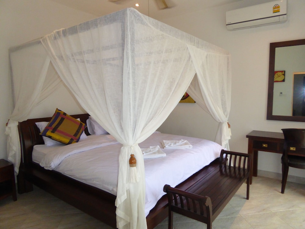 2 BEDROOMS, TROPICANA, GARDEN VILLA