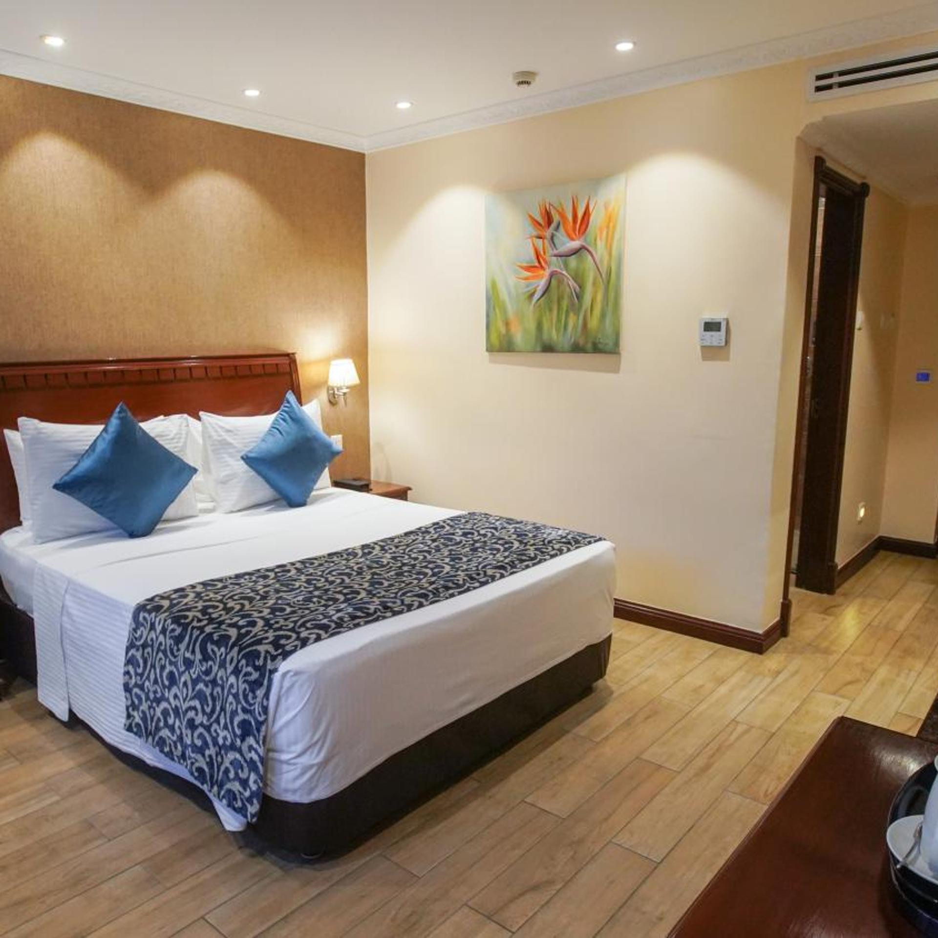 Woodland, Superior, Queen Bed