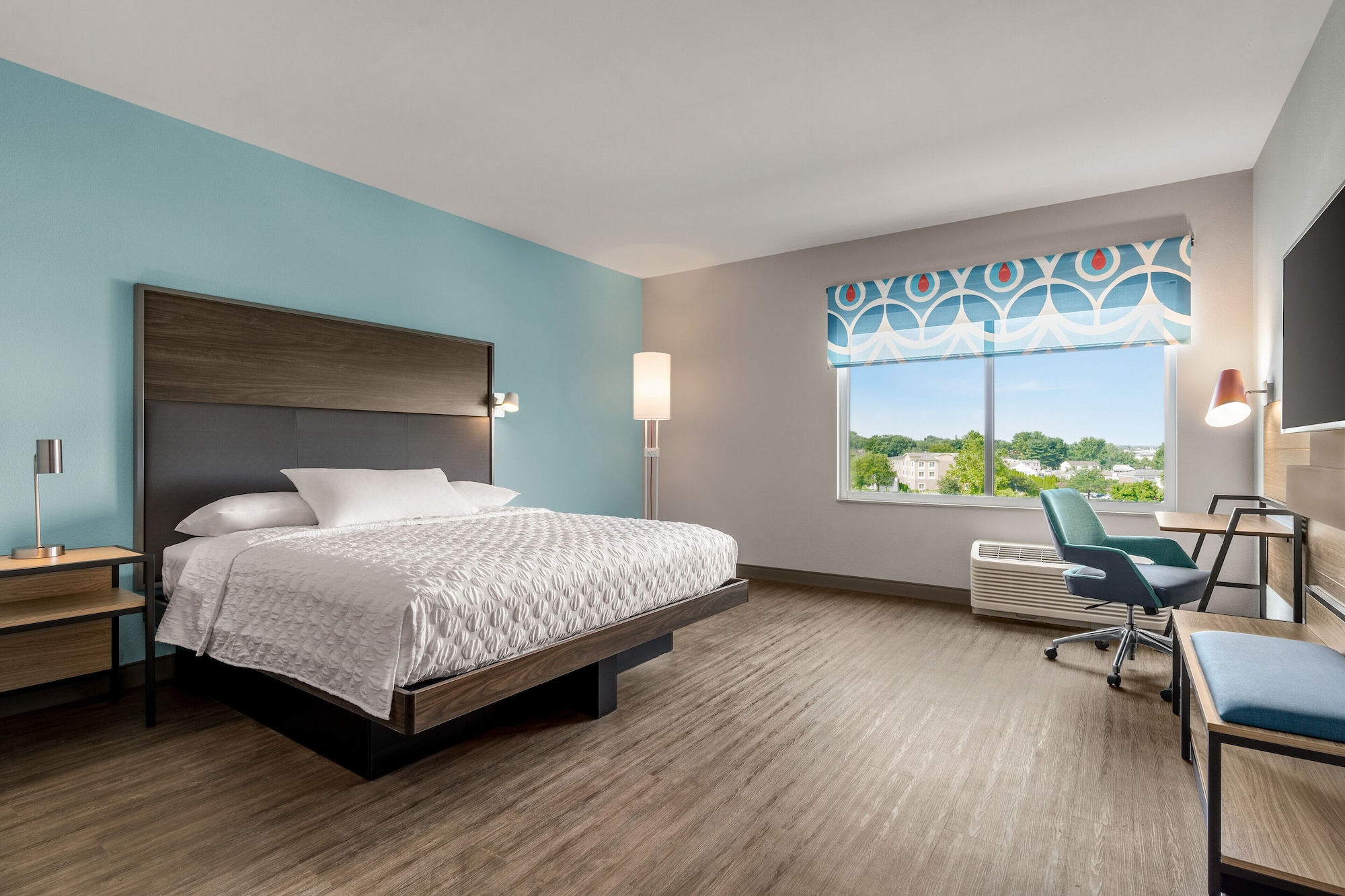 ROOM, KING BED, ACCESSIBLE