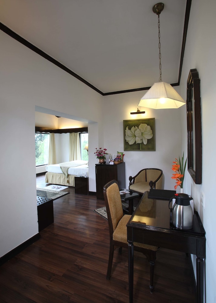 Shervani Hilltop 30/50
