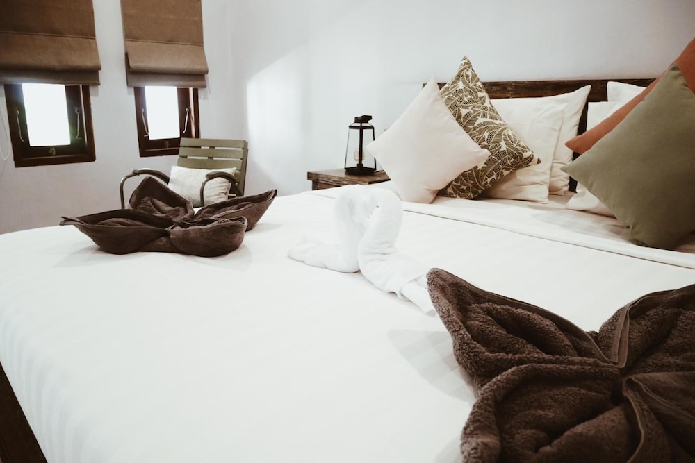 Kalua Boutique Bungalows 27/50