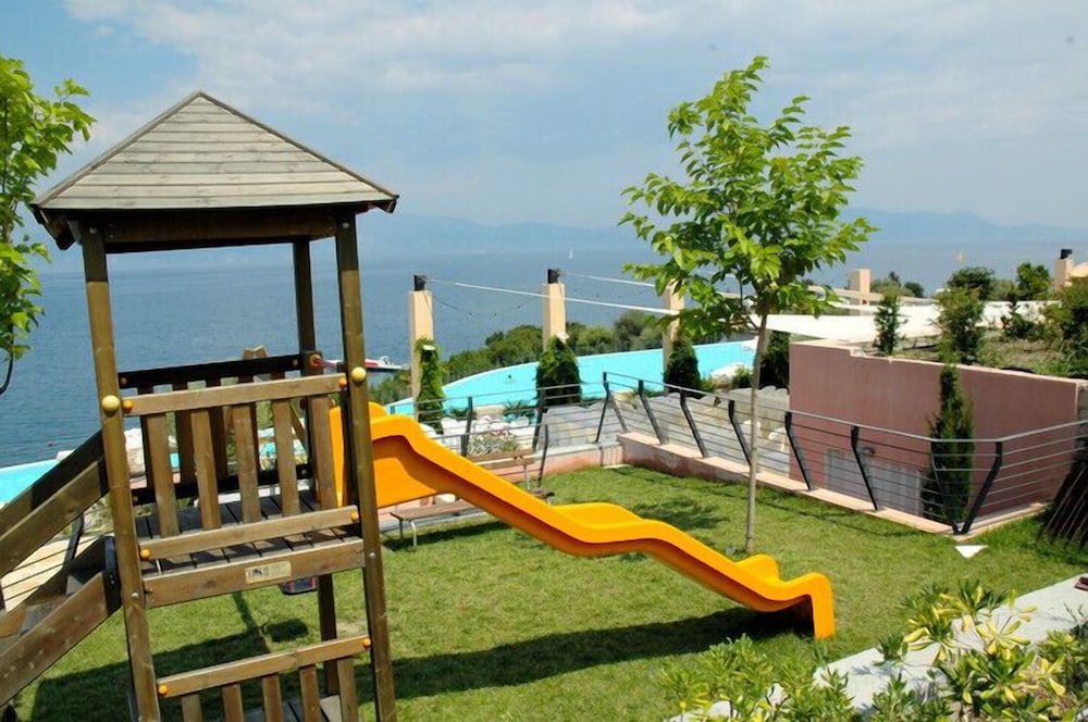 Ionian Blue Bungalows And Spa Resort 49/65