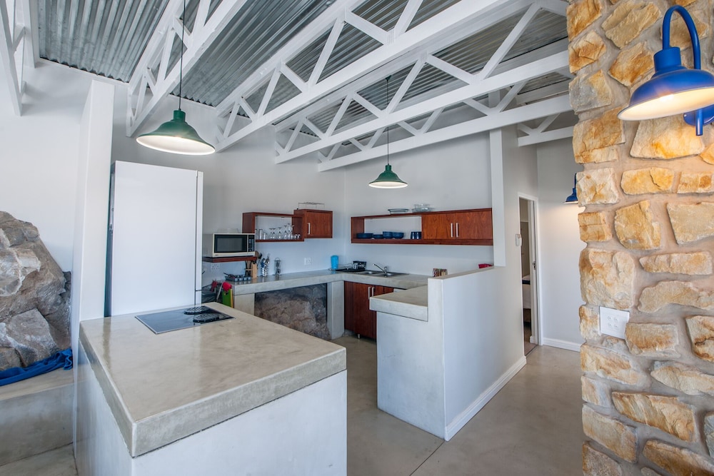 Plett Beachfront Accommodation 4/50