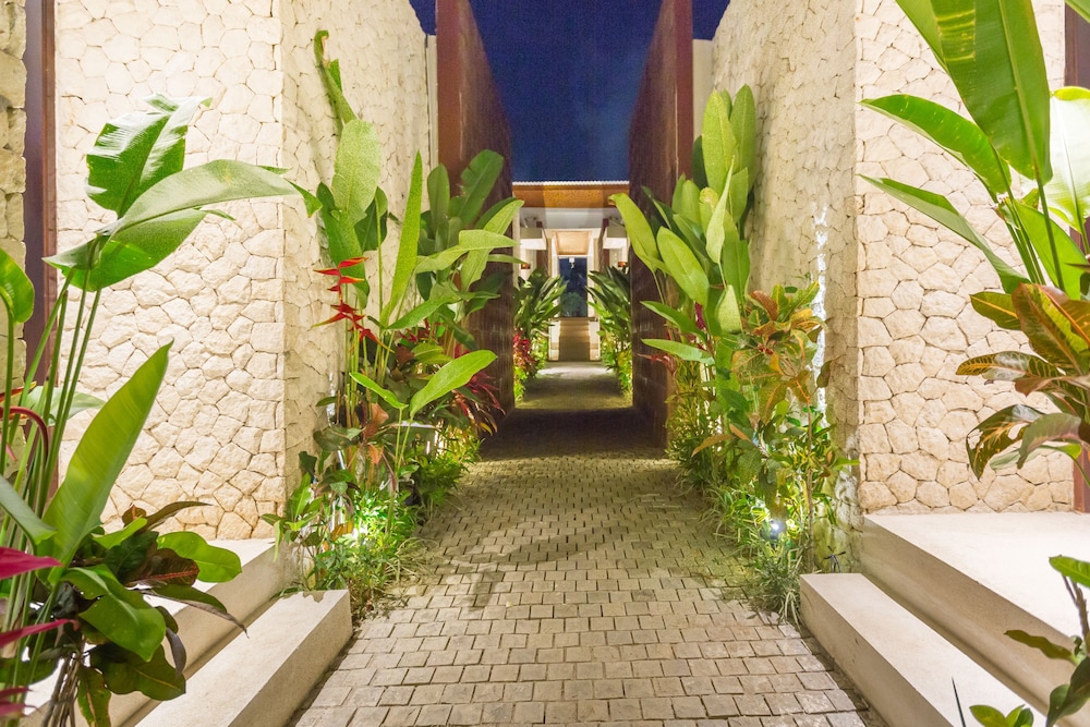 Akhyana Village by Bali Villas R Us 45/50