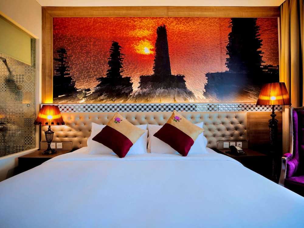 Grand Mercure Yogyakarta Adi Sucipto 17/70