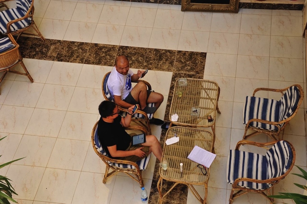 Alhambra Hotel 14/50