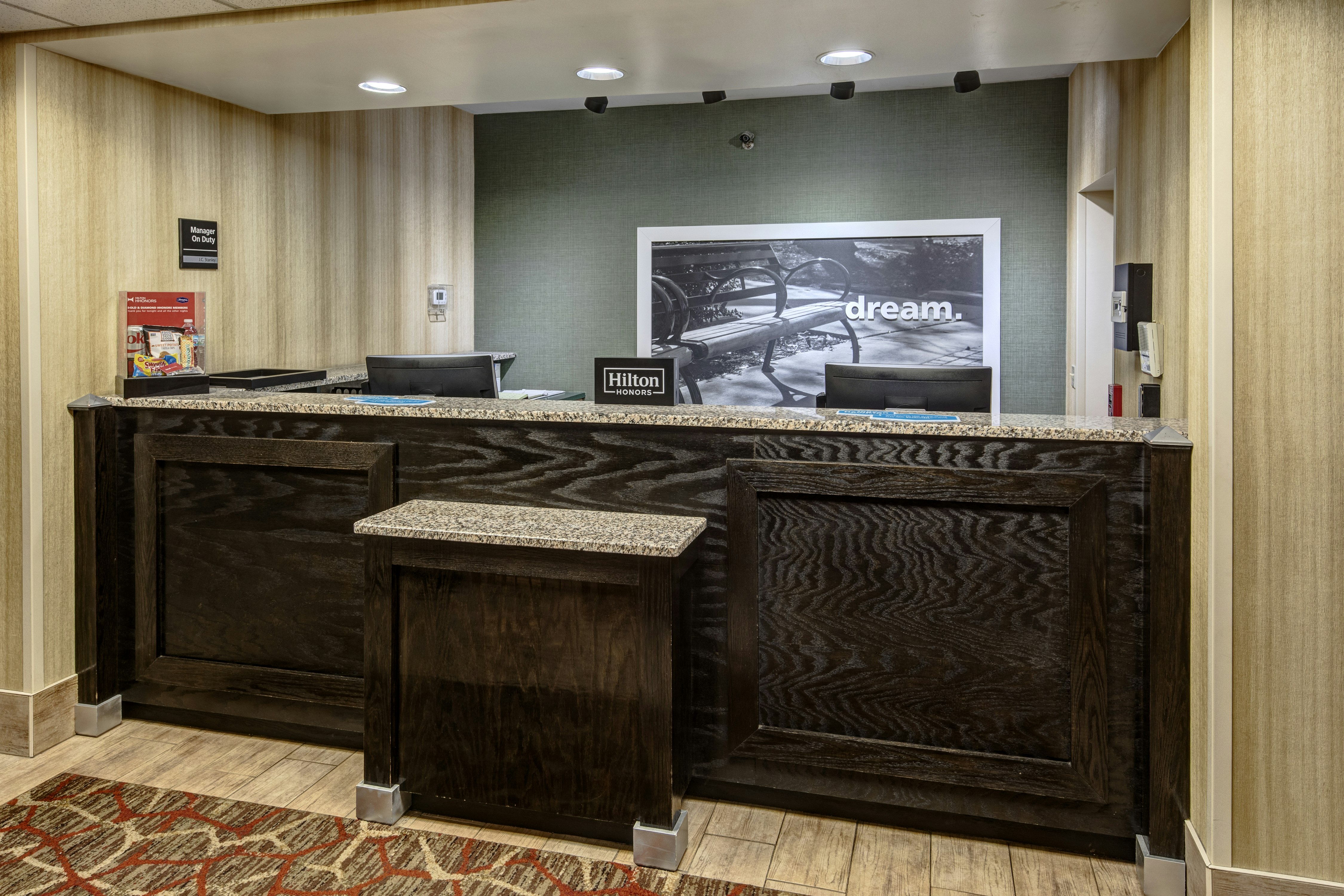 Lobby at Hampton Inn Ashland, ASHLAND - KY