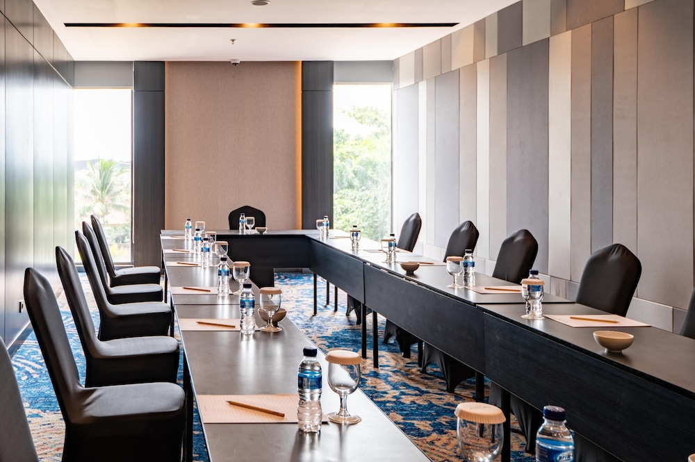 Aston Sorong Hotel and Conference Center 36/50