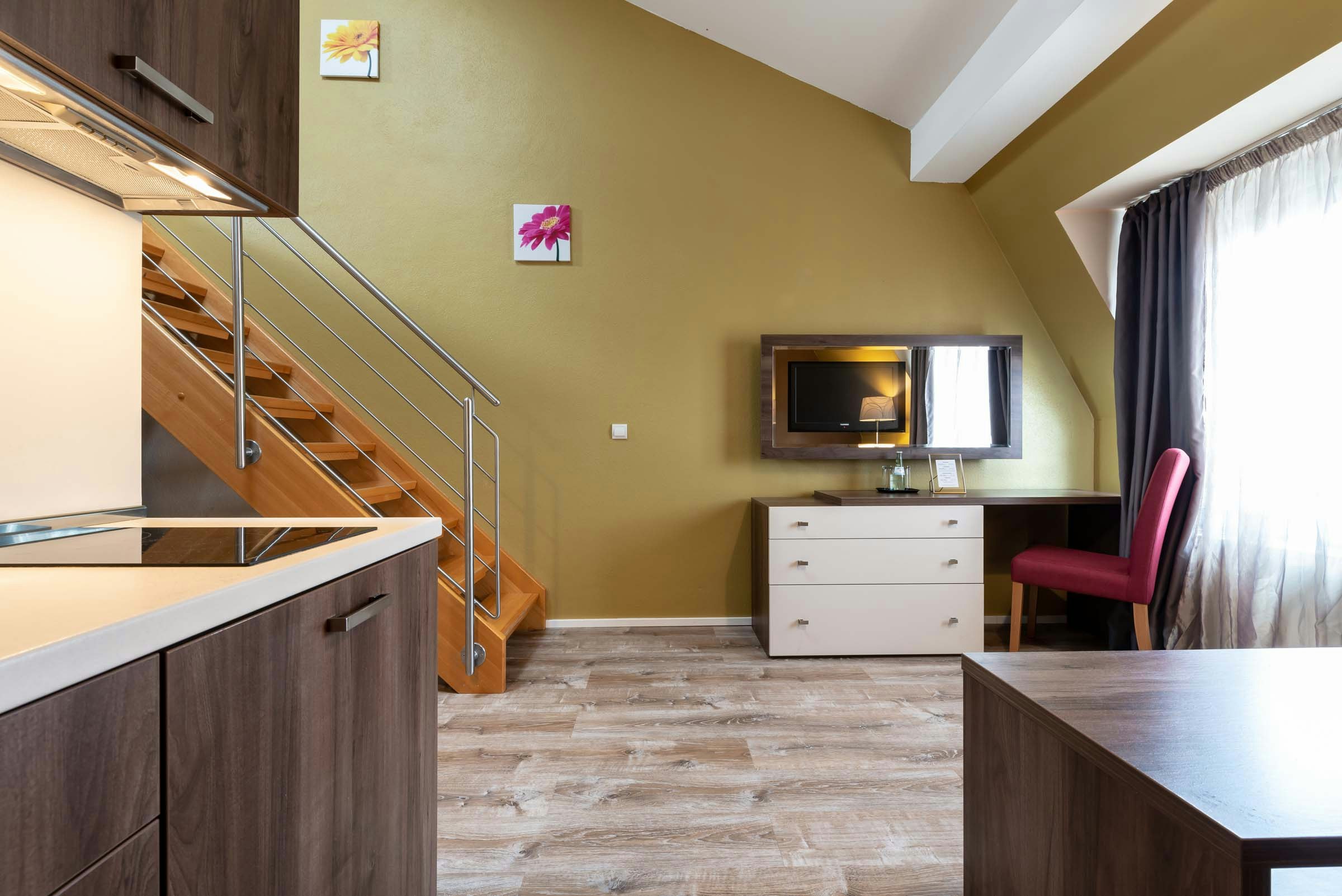 Empress Boutique Hotel 34/65