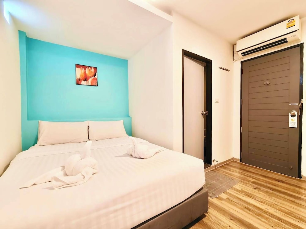 Kim Korner Hotel 24/54
