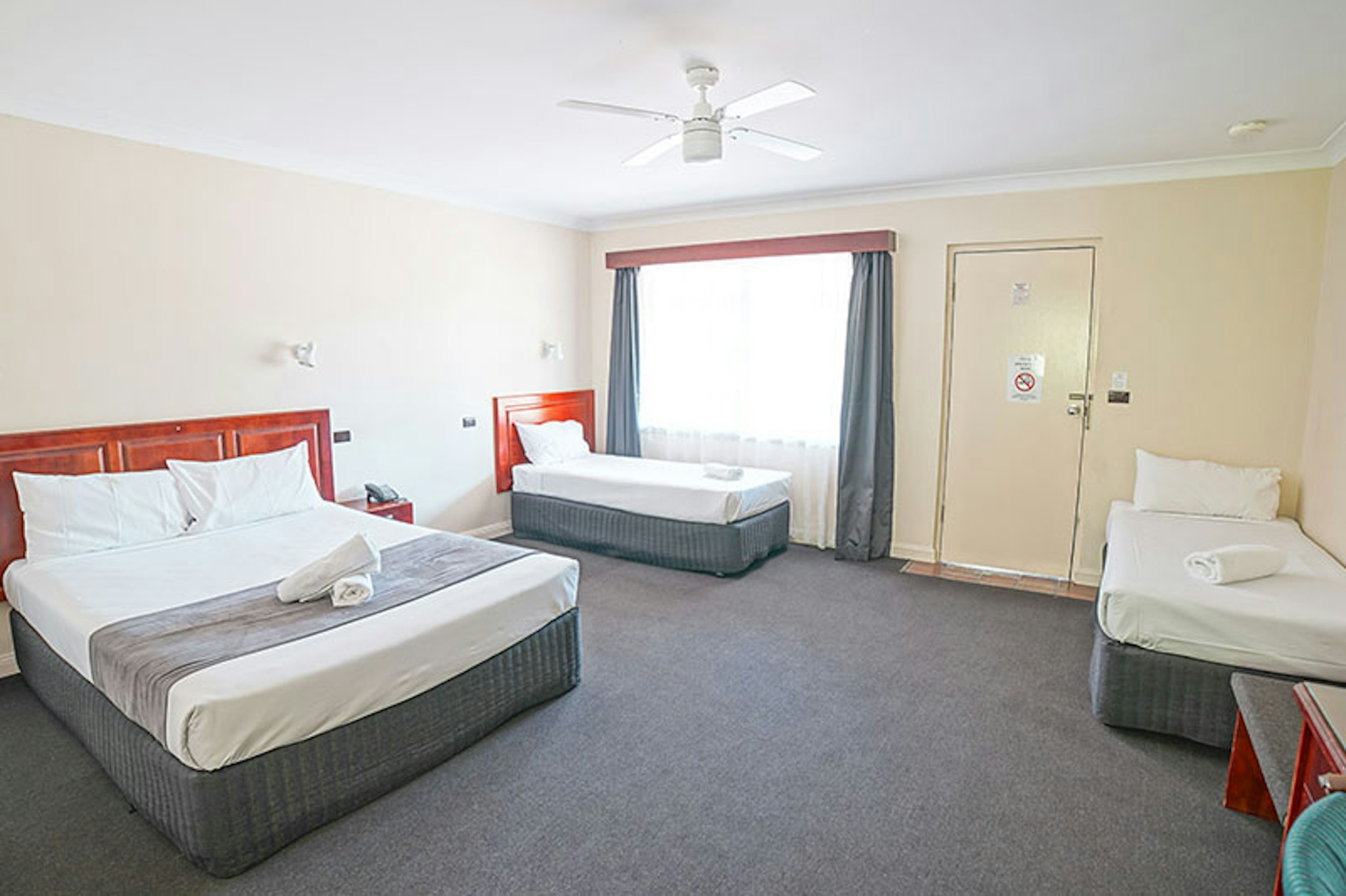 COUNTRY COMFORT COFFS HARBOUR 5/21