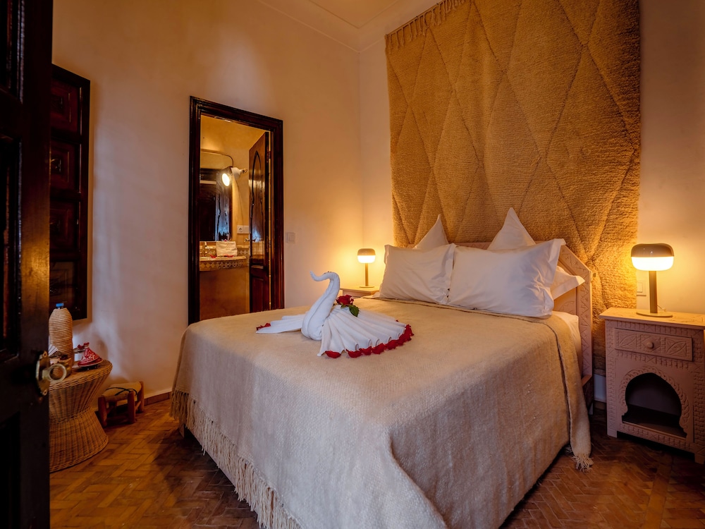 Room, King Bed