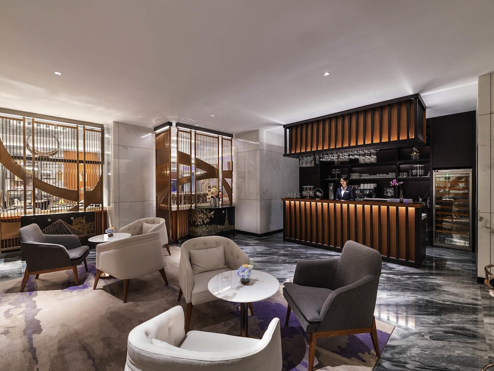 Mercure Shenzhen Pinghu 62/72