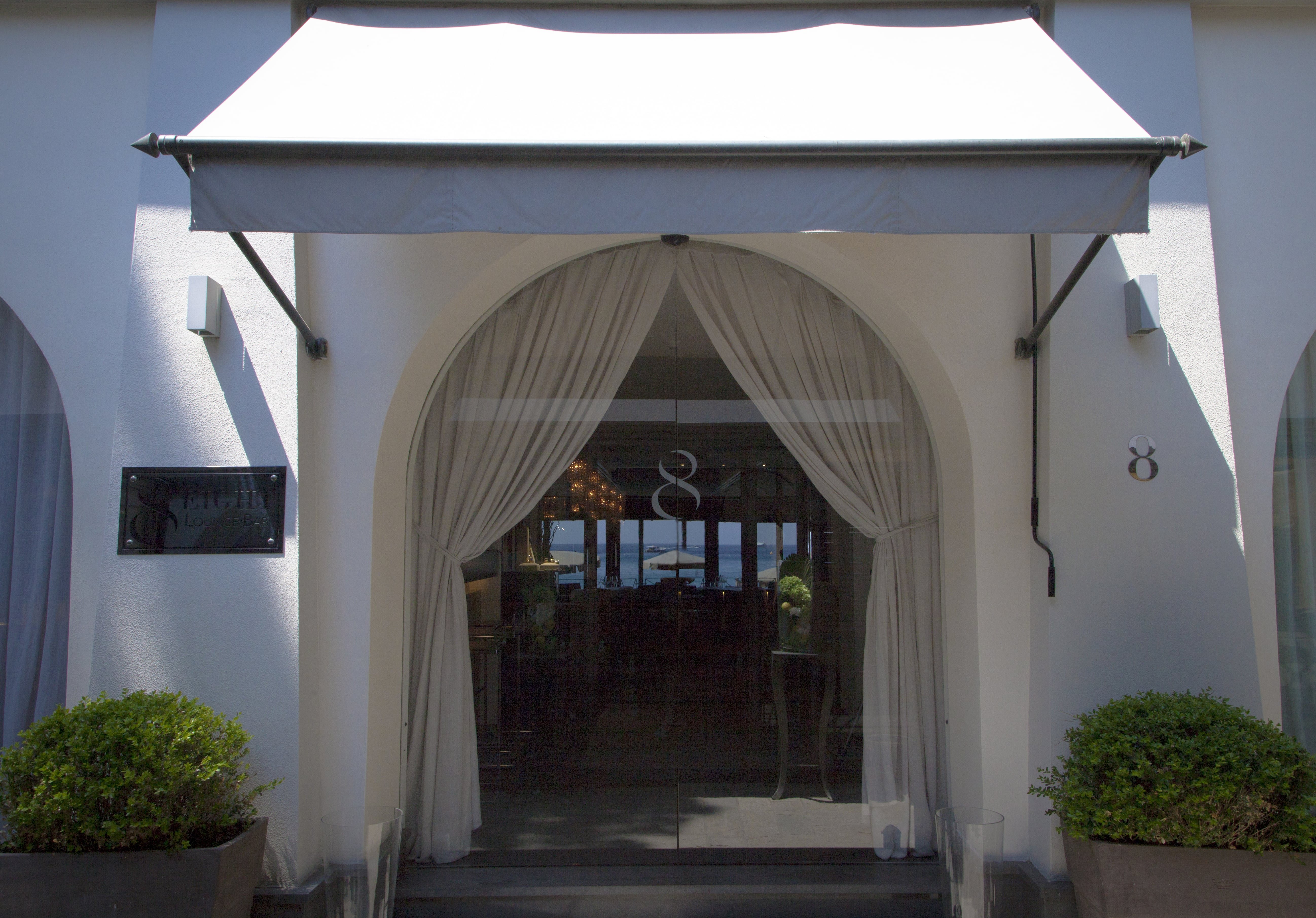 Eight Hotel Paraggi 2/92