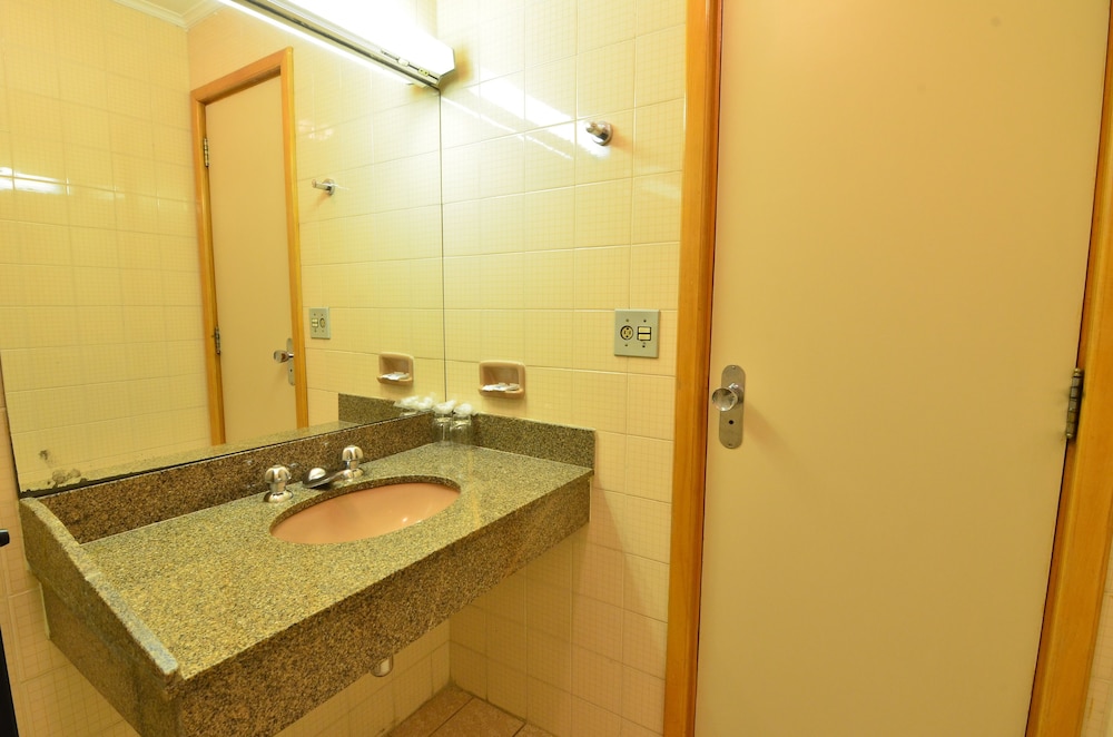 Hotel Gran Corona 25/30