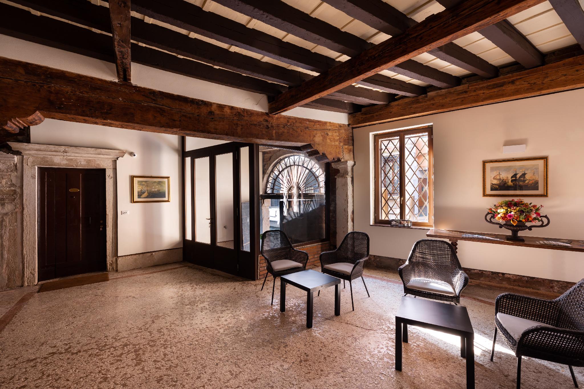 Residence Ca Foscolo 14/24