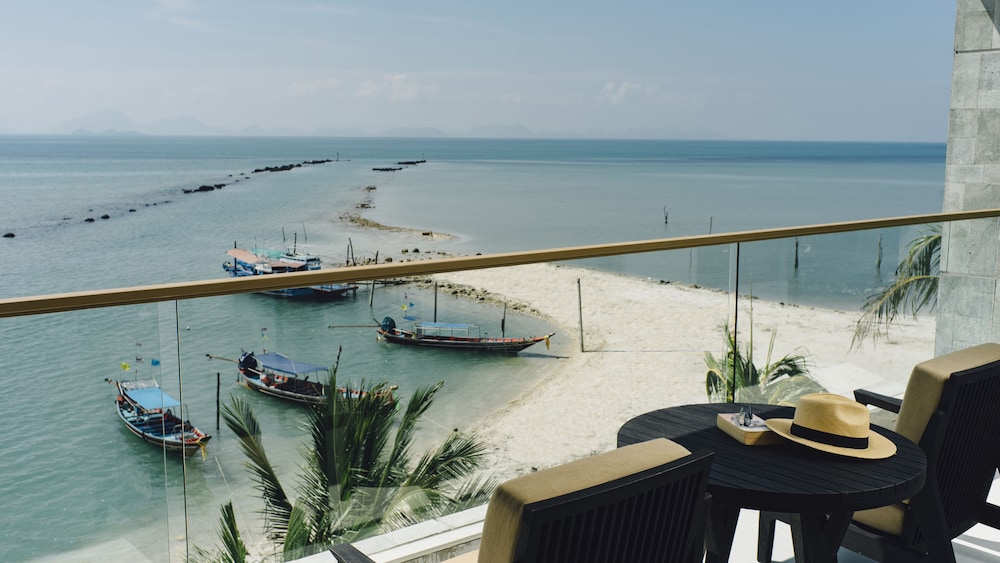 The Beach Samui 35/71