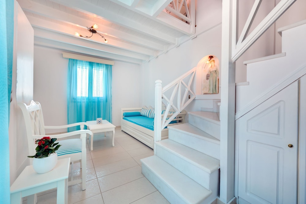 Ellinon Thea Boutique Hotel 51/72