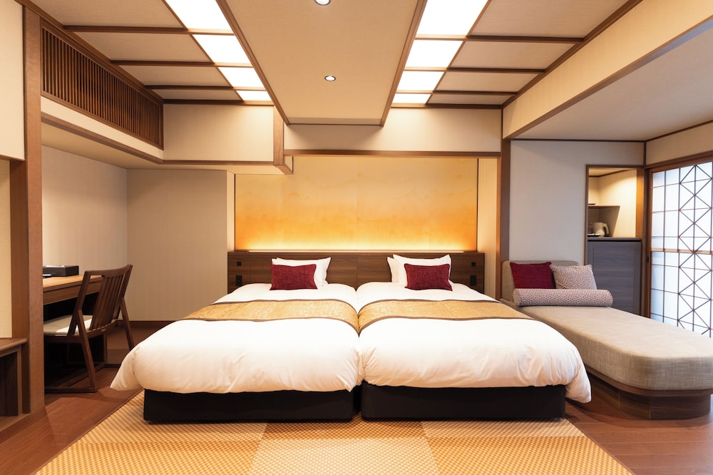 Suite, Twin Beds, Outdoor Bath