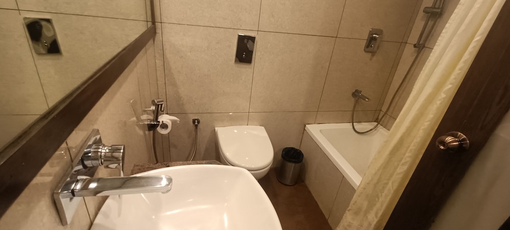 Hotel Ramanashree Richmond 54/58