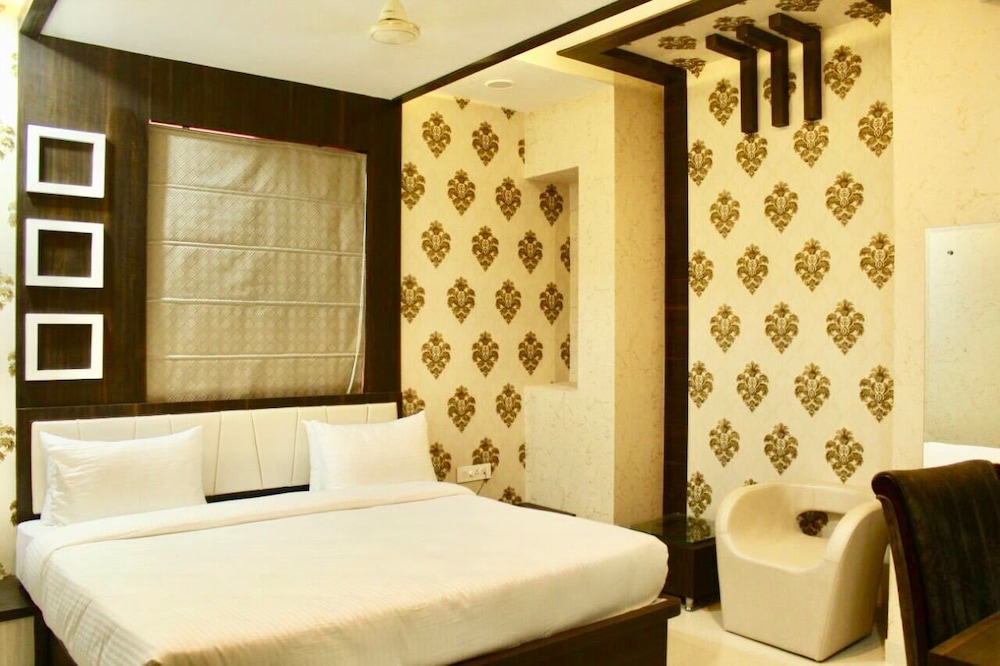 Hotel Uday Palace 13/29