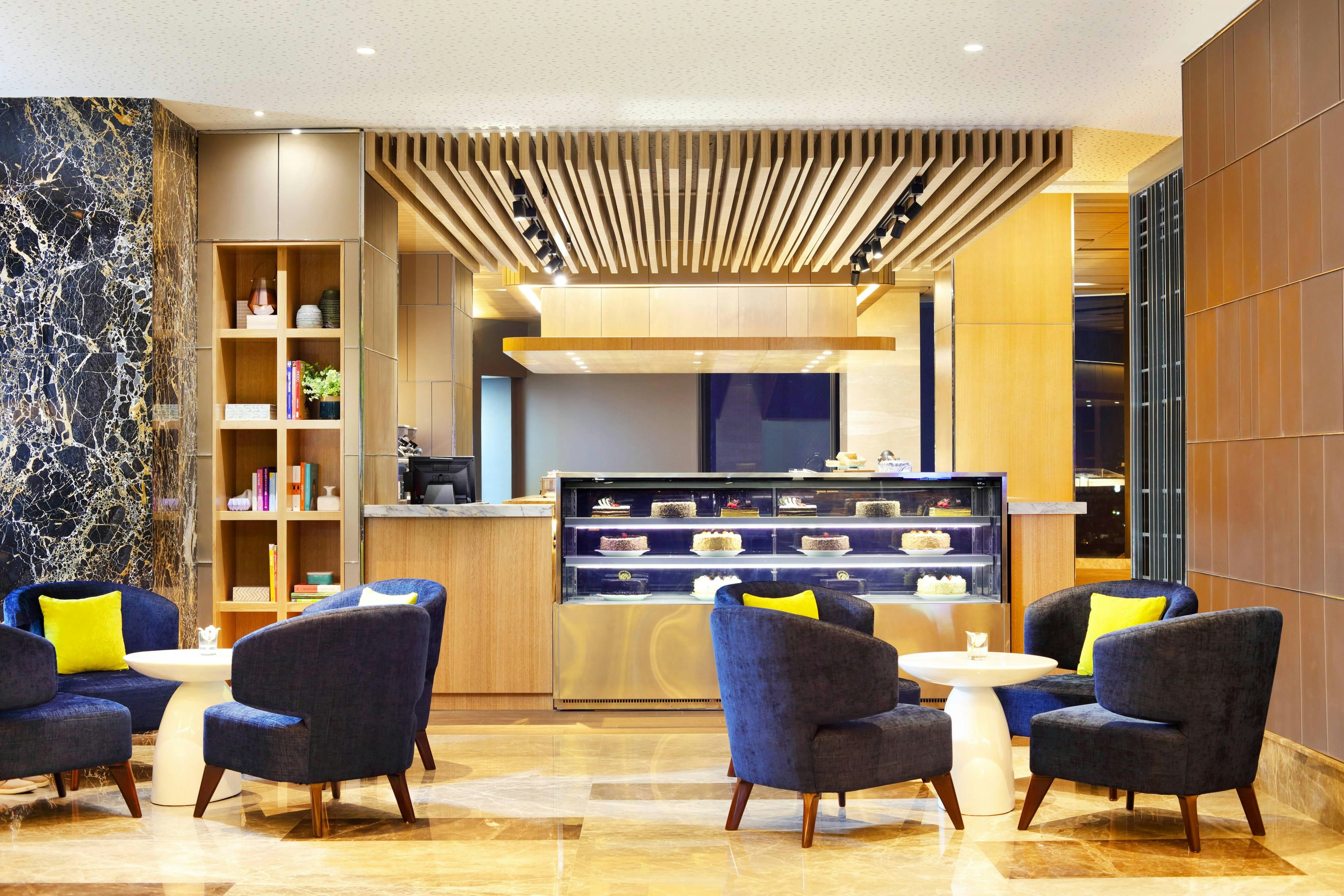 FOUR POINTS BY SHERATON SURABAYA 36/41
