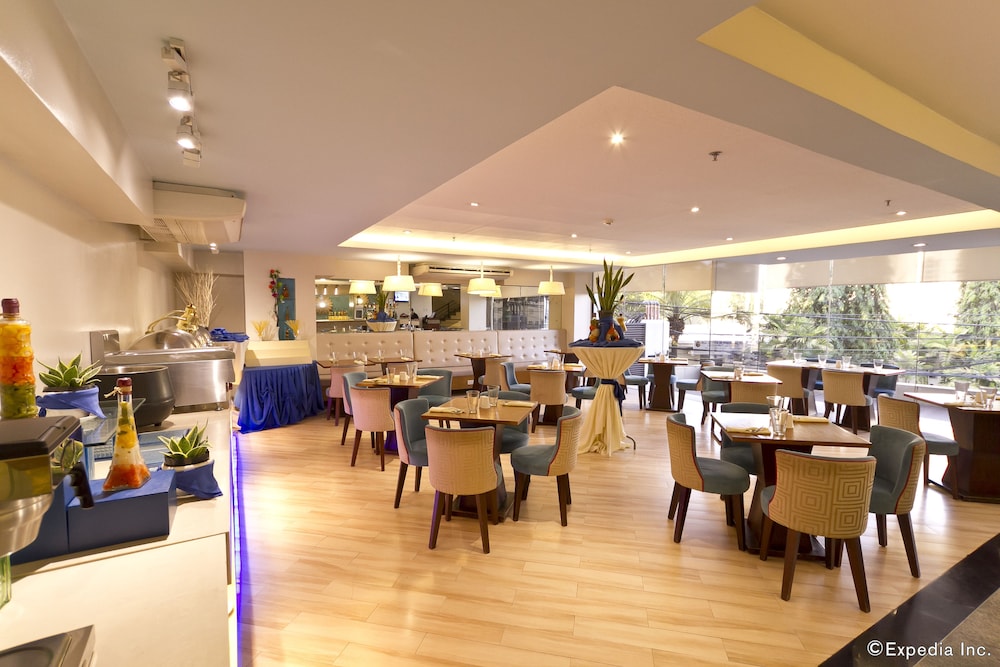 St Mark Hotel 51/65